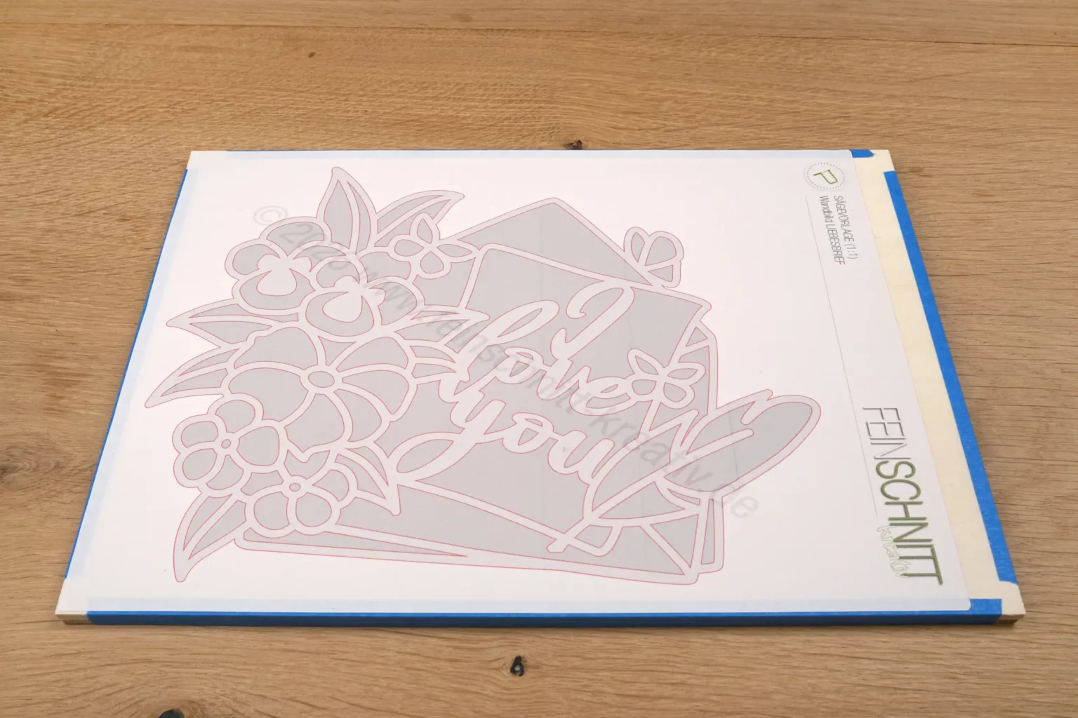 03-wandbild-liebesbrief-deko-laubsaege-dekupiersaege-vorlage-aufkleben