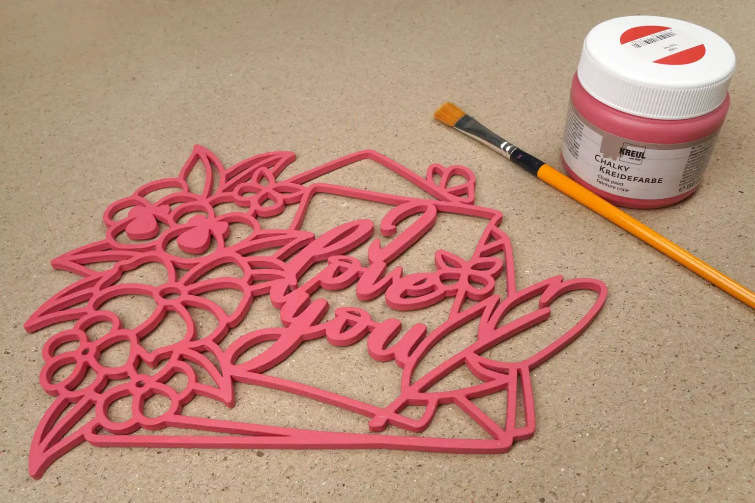 10-wandbild-liebesbrief-deko-laubsaege-dekupiersaege-oberflaechengestaltung-kreidefarbe