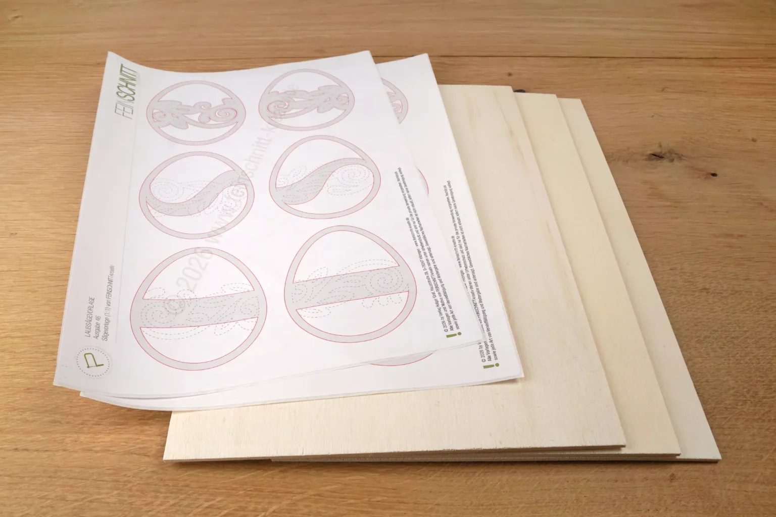 46-01-goldige-ostereier-deko-anhaenger-strauch-ostern-laubsaege-dekupiersaege-vorlage-ausdrucken