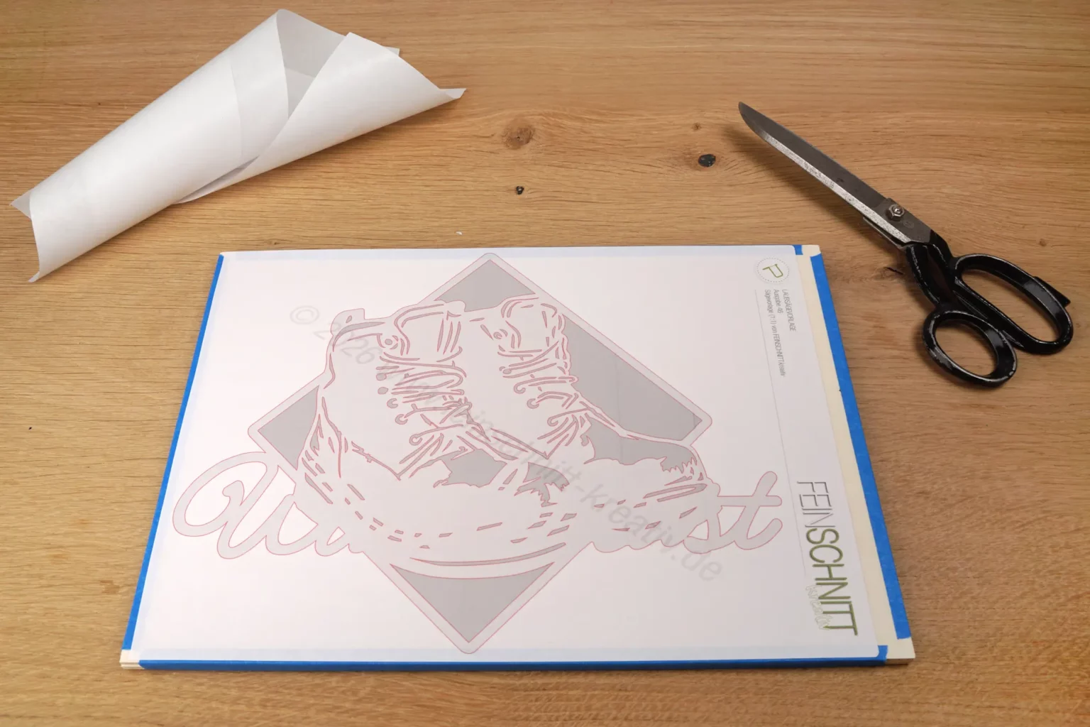 46-03-wanderlust-wander-schuhe-stiefel-deko-schild-laubsaege-dekupiersaege-vorlage-aufkleben