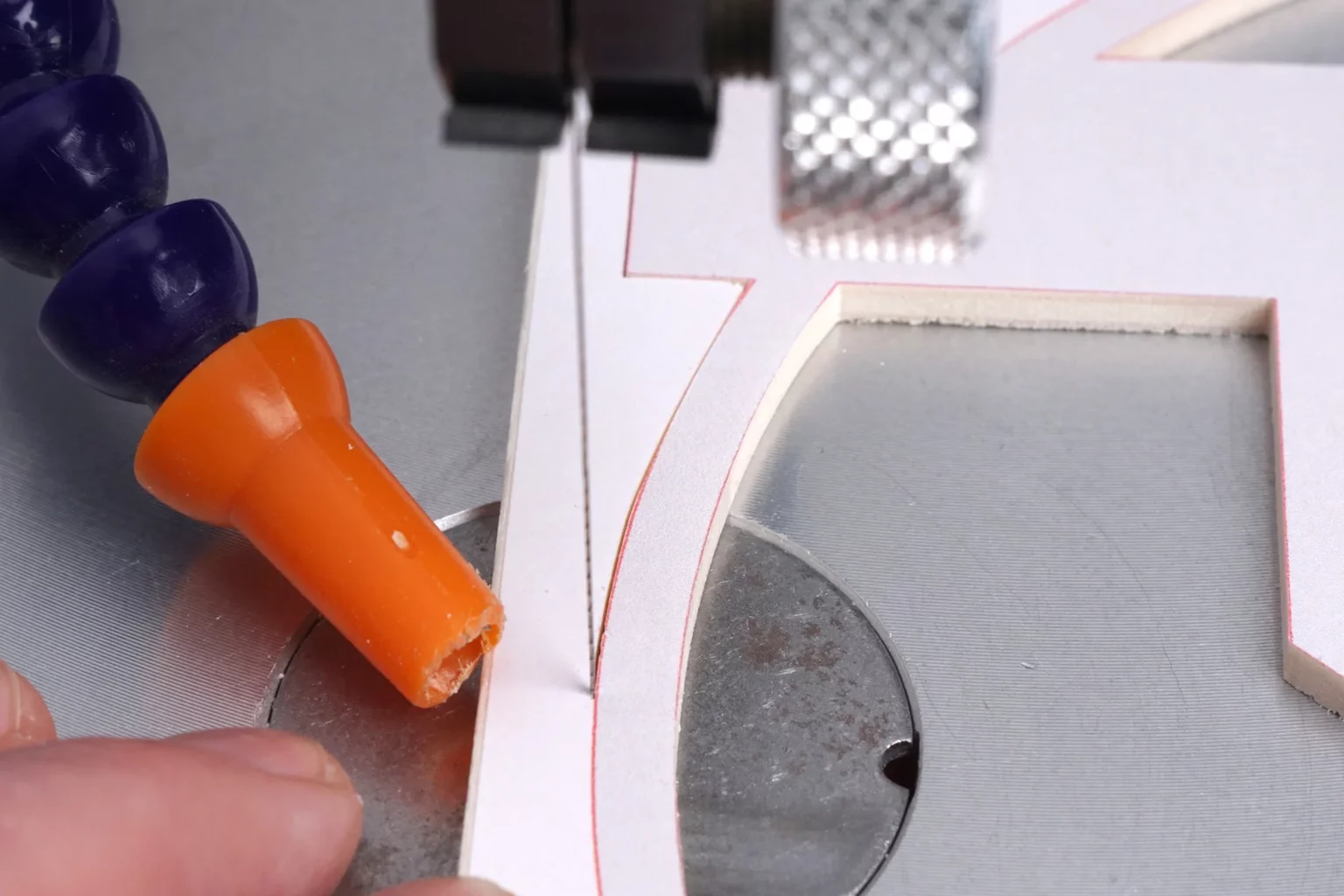 46-06-welcome-kranz-tuer-eingang-haeuser-deko-schild-laubsaege-dekupiersaege-vorlage-saegen-aussenkontur