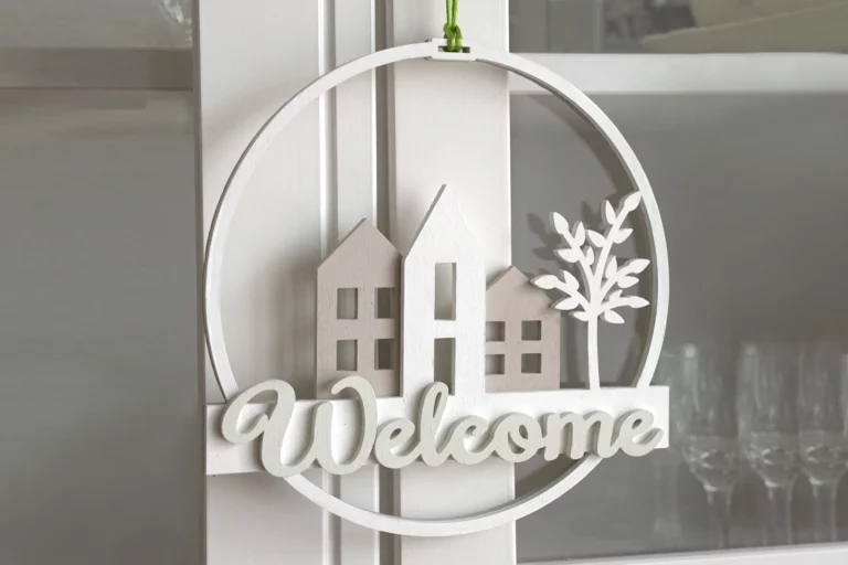 46-Titel-2-welcome-kranz-tuer-eingang-haeuser-deko-schild-laubsaege-dekupiersaege-vorlage