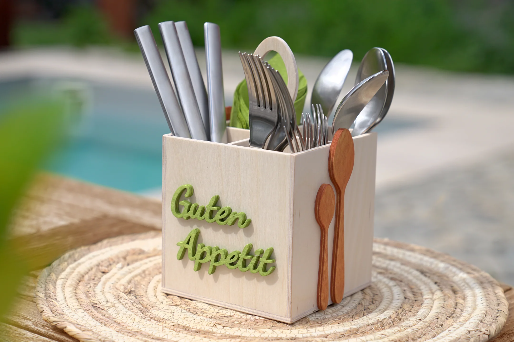 46-titel-1-besteck-sammler-garten-grillen-party-deko-outdoor-laubsaege-dekupiersaege-vorlage