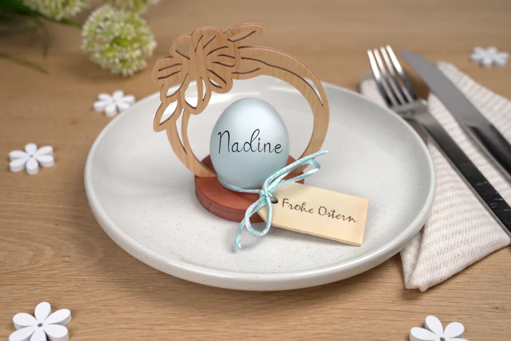 46-titel-1-eierbecher-blumenbogen-ostern-tisch-tafel-fest-deko-laubsaege-dekupiersaege-vorlage