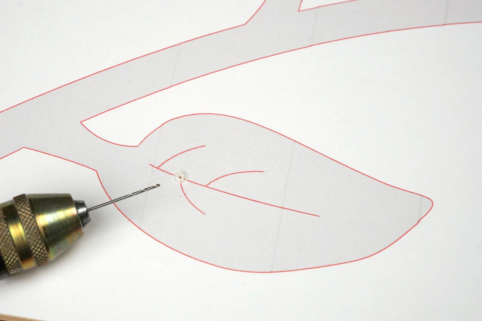 004-bluehende-kindheit-abdruck-saegevorlage-bohren-klein