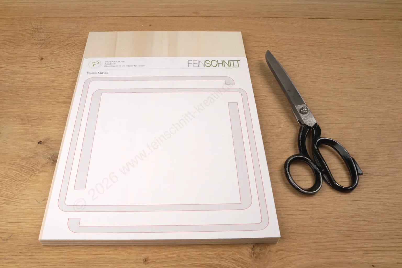47-003b-lightbox-dschungel-tukan-lampe-deko-laubsaege-dekupiersaege-rahmen-vorlagen-aufkleben