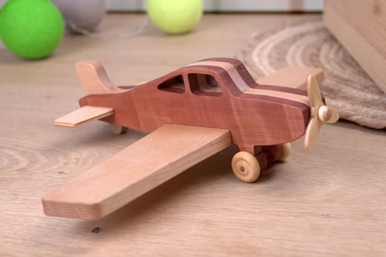47-titel-1-wolkenstuermer-spielzeug-flugzeug-kinder-laubsaege-dekupiersaege-vorlage