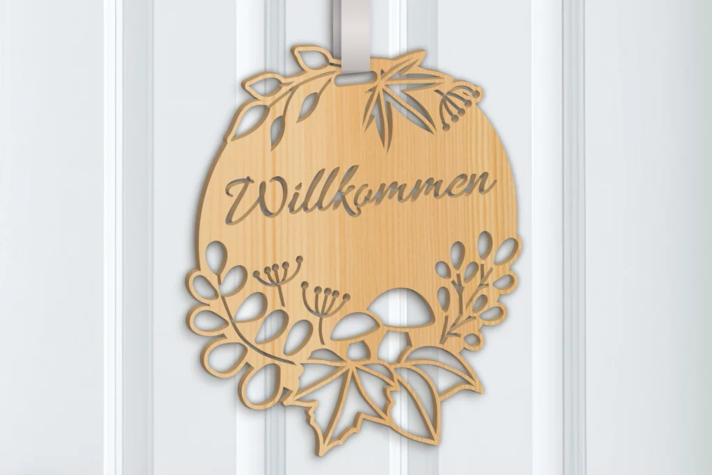 schild-willkommen-diy-tuer-anhaenger-floral-deko-digitale-laubsaegevorlage-feinschnittkreativ-holz-titel