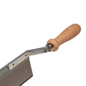 feinsaege-gekroepft-griff-schraeg